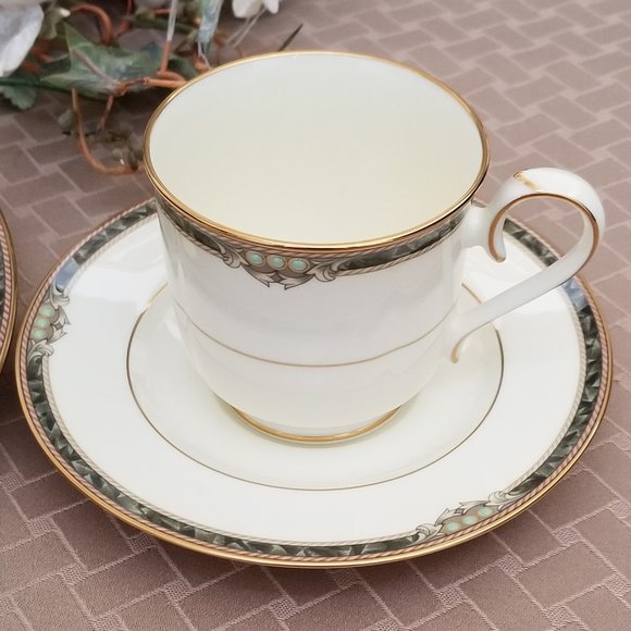 Noritake Covina 5 Piece Place Setting**EXCELLENT** - Picture 4 of 7